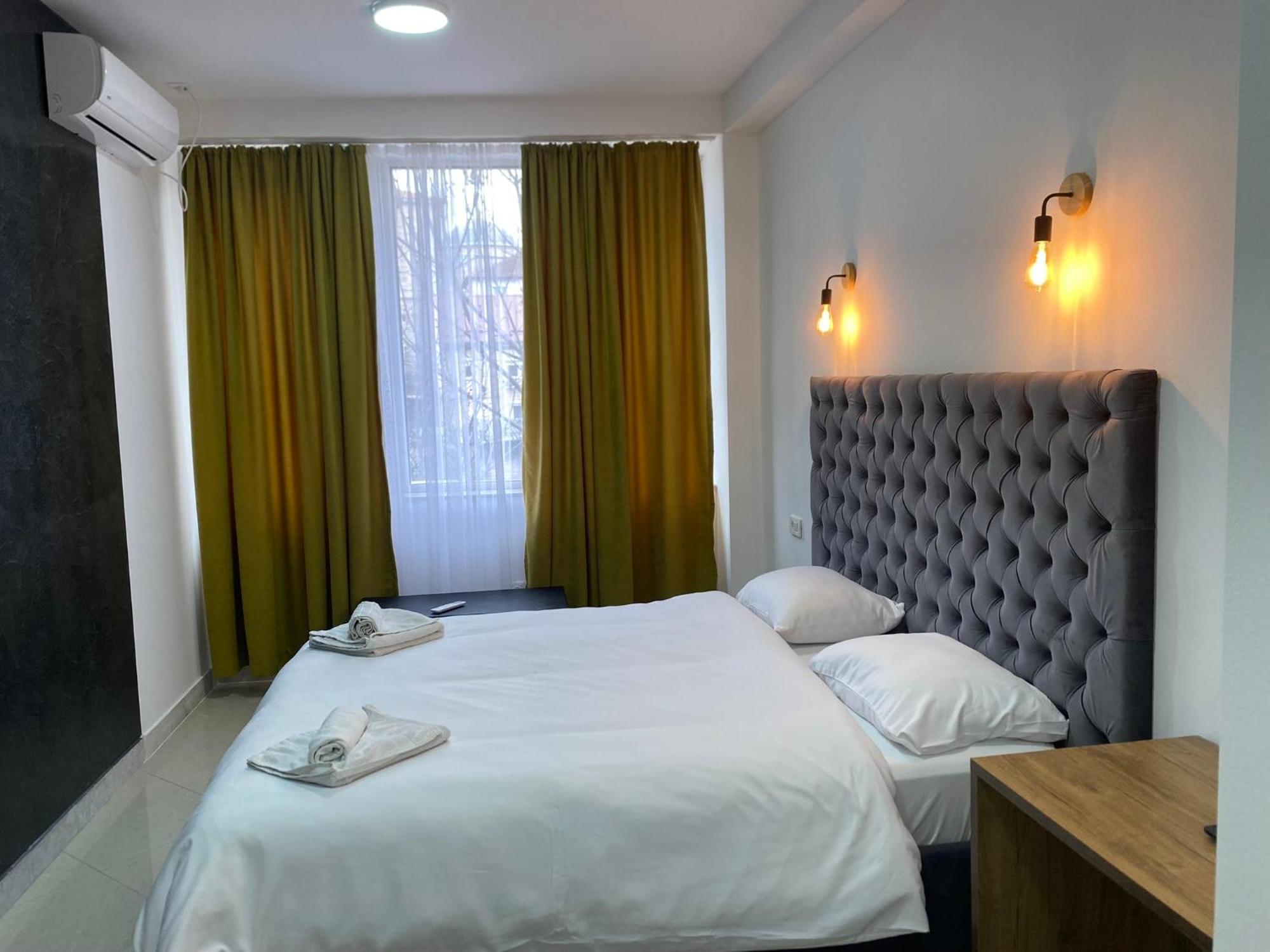 Hotel Fama Skopje Exterior photo